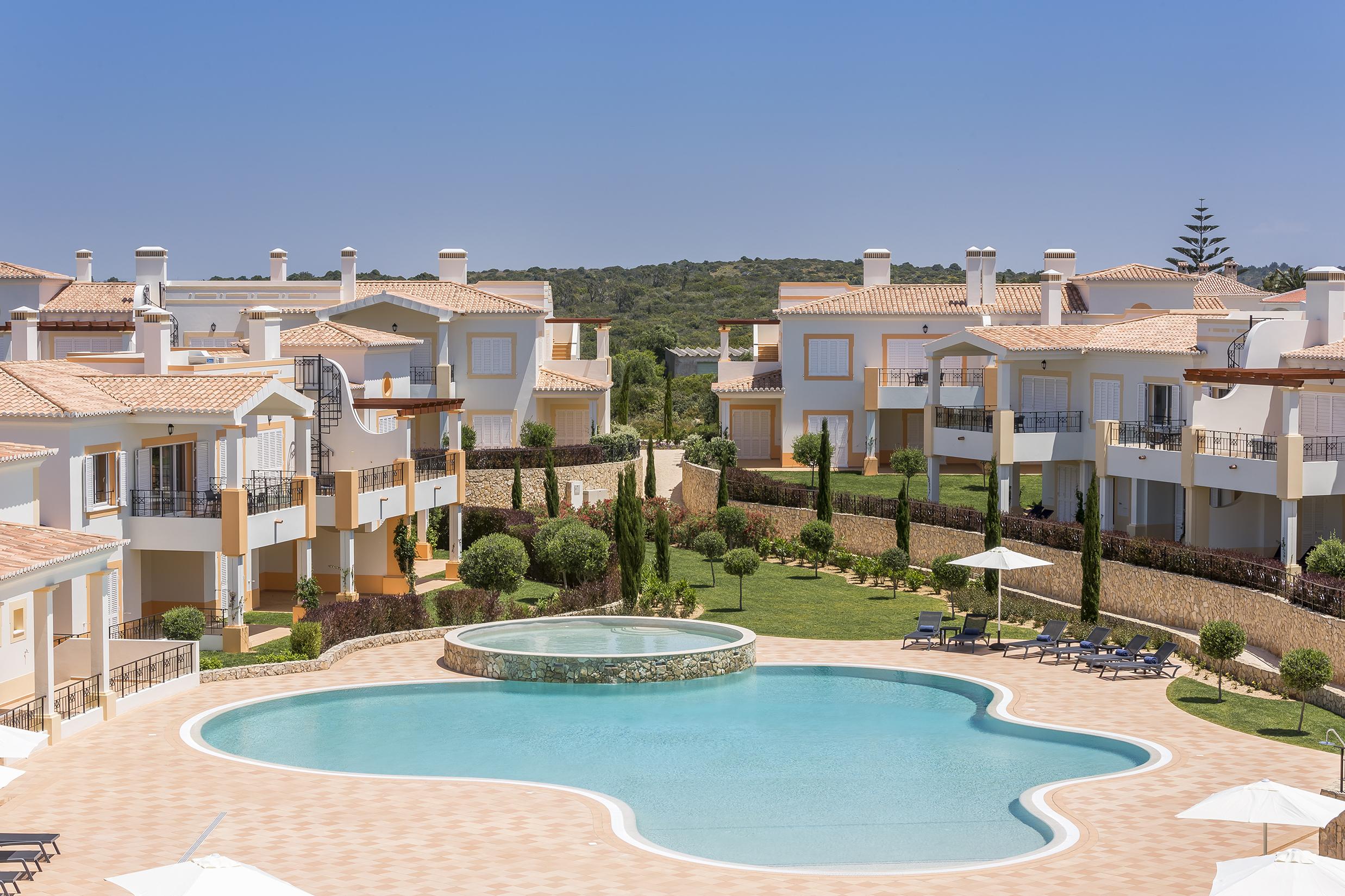 Nau Salema Beach Village ภายนอก รูปภาพ